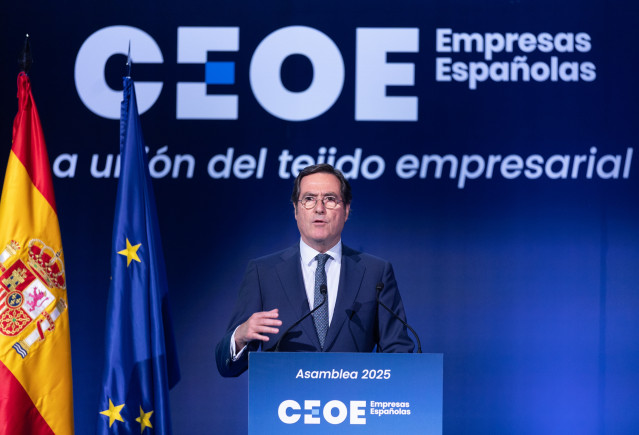 Archivo - El presidente de CEOE, Antonio Garamendi.