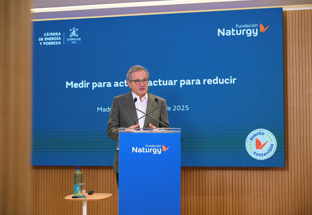 Presentación informe 'El acompañamiento a familias vulnerables: Escuela de energía de Fundación Naturgy y puntos de asesoramiento energético'.