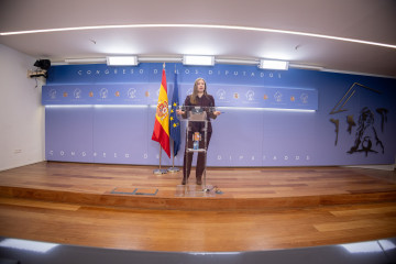 La portavoz del PP en el Congreso, Ester Muñoz, durante una rueda de prensa en el Congreso