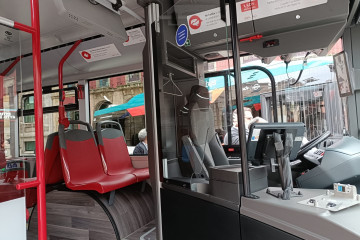 Archivo - Autobús eléctrico de Emtusa (Gijón)