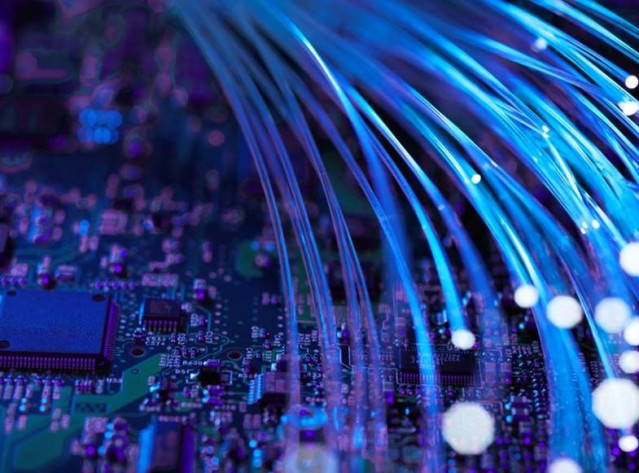 Archivo - Telefónica.