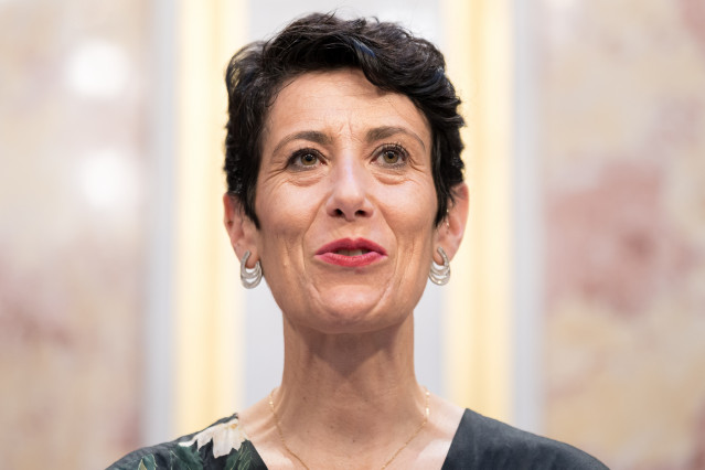 Archivo - La ministra de Inclusión, Seguridad Social y Migraciones, Elma Saiz