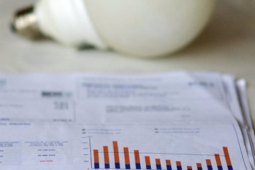 Archivo - Factura de la luz