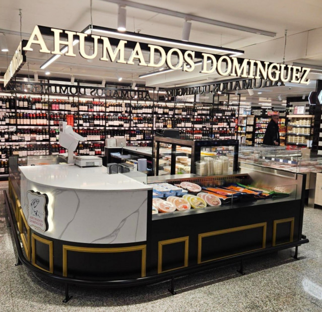 Archivo - Nueva tienda-boutique de Ahumados Domínguez
