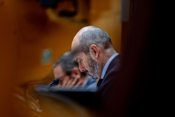 El presidente del Senado, Pedro Rollán, durante una sesión plenaria en el Senado, a 2 de diciembre de 2025, en Madrid (España).