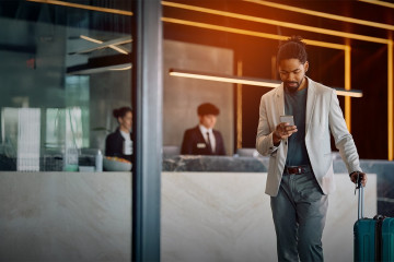 Oakley Capital invierte en la plataforma española de generación de reservas Paraty Tech.