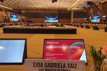 Panamá firma dos acuerdos multilaterales para reforzar la lucha contra evasión tributaria con criptoactivos.