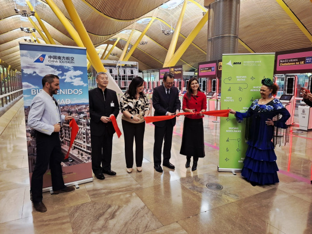El aeropuerto de Barajas vuela ya a 14 destinos de Asia con una nueva ruta de China Southern a Guangzhou (China).