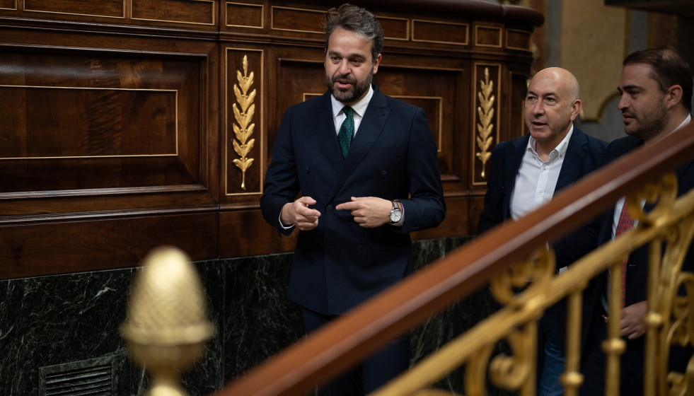 Archivo - El diputado del PSOE Juanfran Serrano durante una sesión plenaria en el Congreso de los Diputados, a 26 de junio de 2025, en Madrid (España).