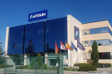 Archivo - Facahada de Antolin