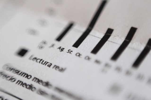 Archivo - Recursos de facturas de gas y luz (Iberdrola y Gas Natural)