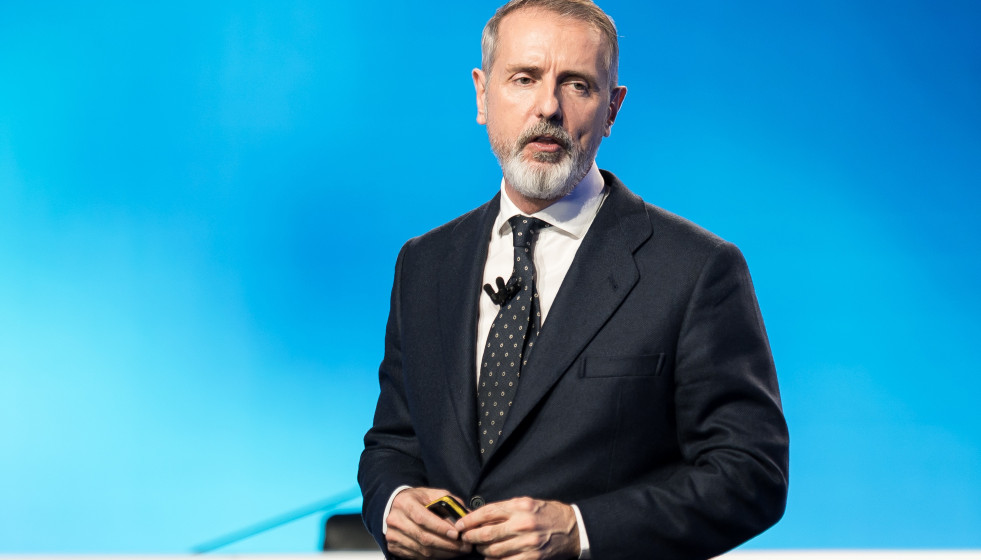 Archivo - El presidente de Telefónica, Marc Murtra, presenta el nuevo plan estratégico de Telefónica, a 4 de noviembre de 2025, en Madrid (España). Telefónica reducirá a la mitad el dividendo qu