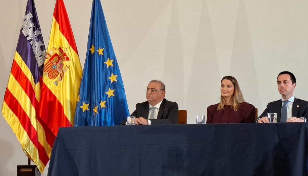(I-D) El Delegado Del Gobierno En Baleares, Alfonso Rodríguez; La Presidenta Del Govern, Marga Prohens, Y El Presidente Del Consell, Llorenç Galmés, Presiden El Acto Institucional Del Día De La Co
