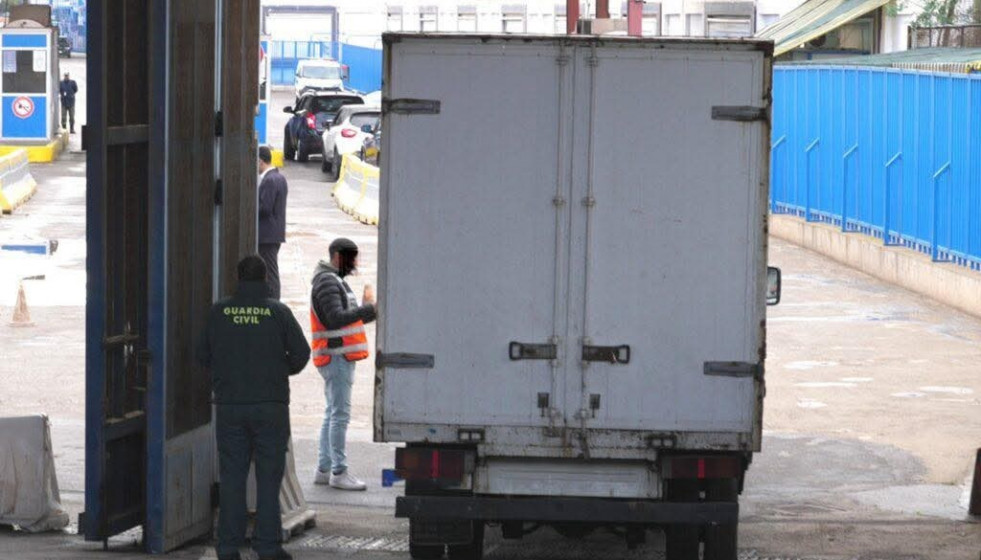 Imagen de la aduana.