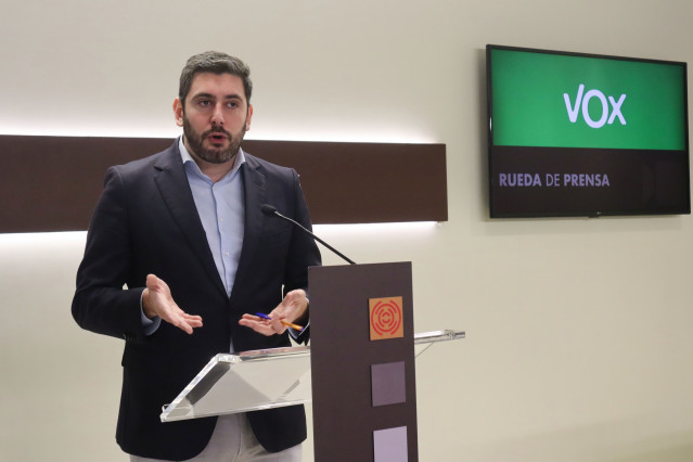 El portavoz del grupo parlamentario de Vox en las Cortes de Aragón, Alejandro Nolasco