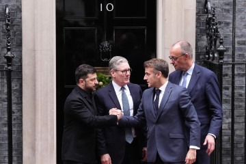 EuropaPress 7157143 08 december 2025 united kingdom london l r ukrainian president volodymyr