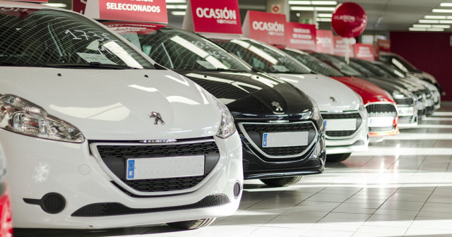 Archivo - El precio los turismos de ocasión sube un 2,7% en noviembre y llega a un máximo de 13.305 euros