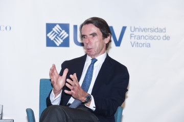 Archivo - El expresidente del Gobierno José María Aznar, inaugura el Master 'Online' de Acción Política, a 7 de noviembre de 2025, en Madrid (España). El máster está impartido por la Universida