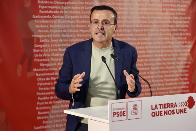 Archivo - El secretario general del PSOE en Extremadura, Miguel Ángel Gallardo, en una imagen de archivo