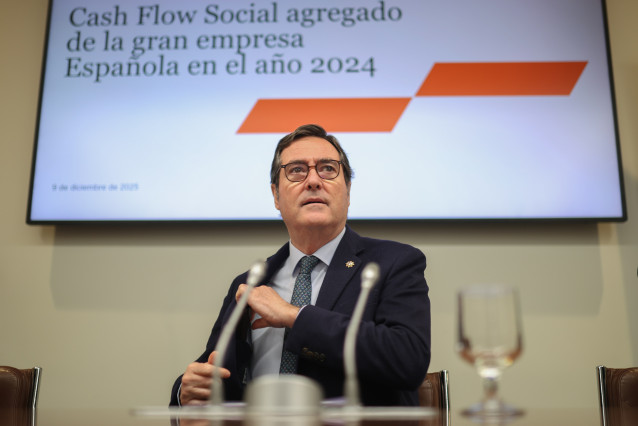 El presidente de CEOE, Antonio Garamendi; durante la presentación de la 3ª edición del informe 'Cash Flow Social agregado de la gran empresa española en el año 2024', en la sede de la Fundación CEOE, a 9 de diciembre de 2025, en Madrid (España).