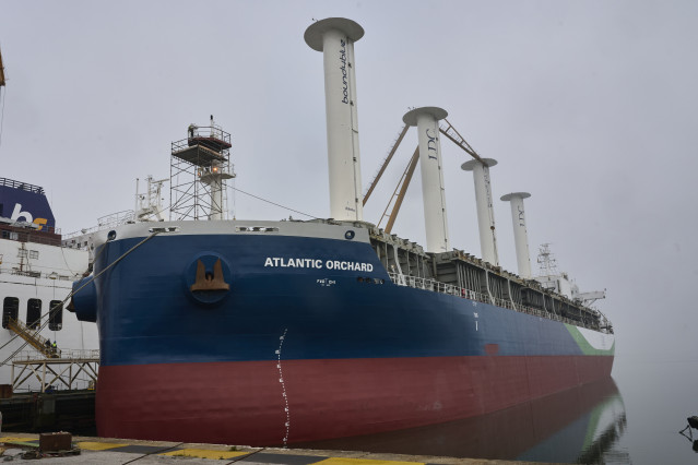 Archivo - La empresa cántabra bound4blue consigue 44 millones de dólares para sus velas de succión de viento
