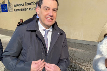 Archivo - Juanma Moreno,durante un viaje a Bruselas (Fotografía de Archivo)