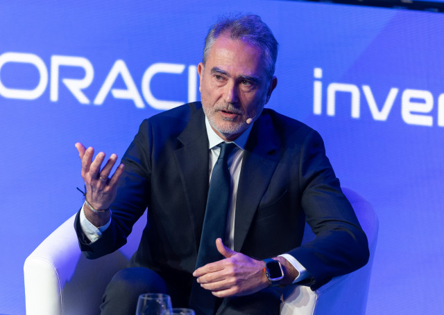 Archivo - El presidente de Aviones Comerciales de Airbus España, Ricardo Rojas, interviene durante la última jornada de la V edición del foro ‘Wake Up, Spain!’, en Casa de América, a 4 de abril de 2025, en Madrid (España).