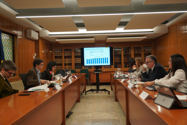 El secretario de Estado de la Seguridad Social y Pensiones, Borja Suárez, durante una reunión este miércoles del Comité de Gestión del Fondo de Reserva de la Seguridad Social. A 10 de diciembre de 2025.