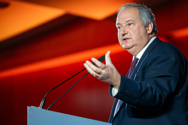 El ministro de Industria, Jordi Hereu, durante el I Foro Barcelona, en el World Trade Center, a 17 de noviembre de 2025, en Barcelona, Catalunya (España)