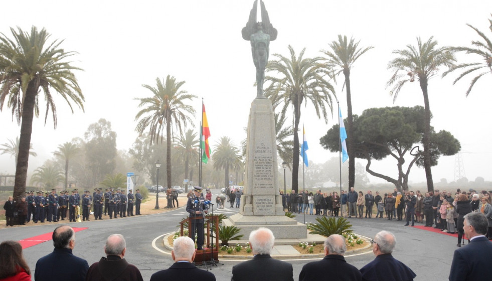 Archivo - Imagen de archivo de una conmemoración del vuelo del Plus Ultra.