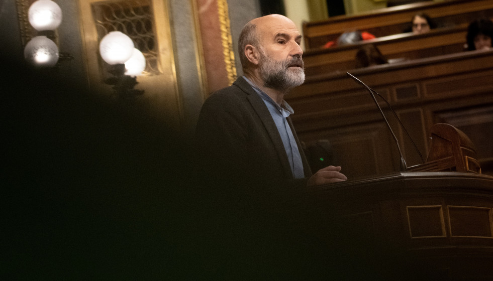 El diputado del BNG, Néstor Rego, durante una sesión plenaria en el Congreso, a 11 de diciembre de 2025, en Madrid (España).