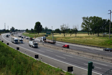 Archivo - Autopista de Sacyr en Italia