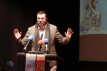 El presidente del Principado, Adrián Barbón, durante la inauguración del XX Foro de Asociaciones de Mujeres del Valle del Nalón.