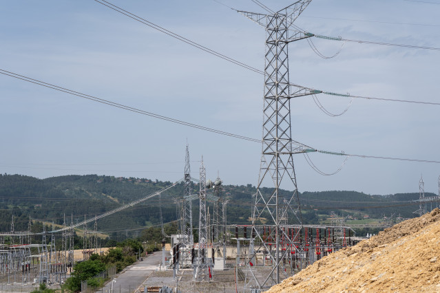 Archivo - Subestación eléctric