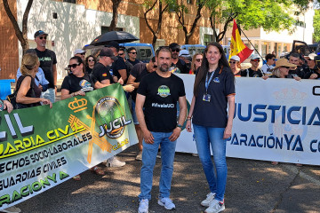 Archivo - El secretario general de Jucil, Ernesto Vilariño,  en una concentración de la asociación de la Guardia Civil