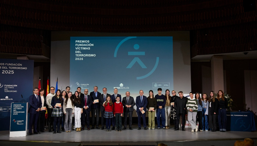 La Fundación Víctimas del Terrorismo entrega sus premios al general Miguel Ángel Ballesteros y al catedrático Fernando Reinares