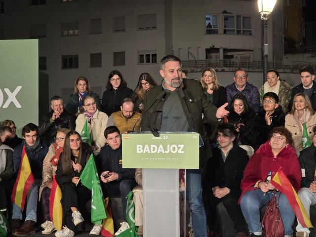 El presidente de Vox, Santiago Abascal, participa en un acto público en Badajoz.