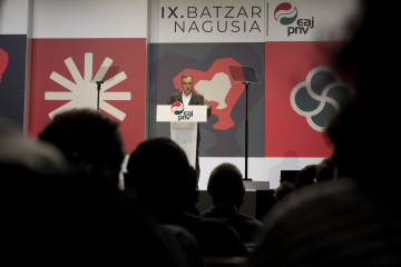 Archivo - El presidente del PNV, Aitor Esteban, en la la IX Asamblea General del PNV en Vitoria.