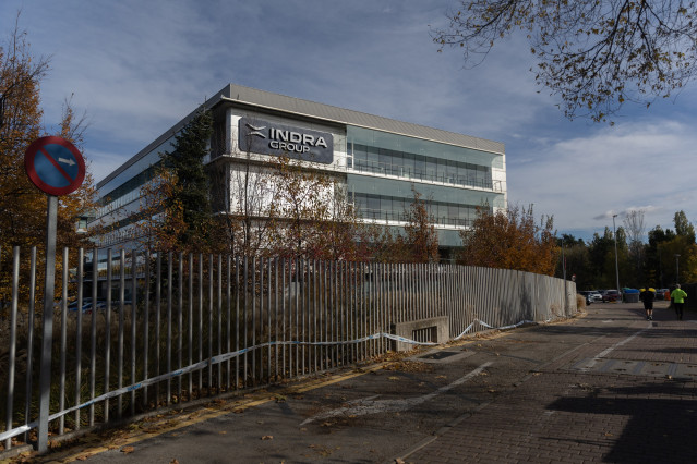 Fachada de la sede de Indra, a 25 de noviembre de 2025, en Alcobendas, Madrid (España).
