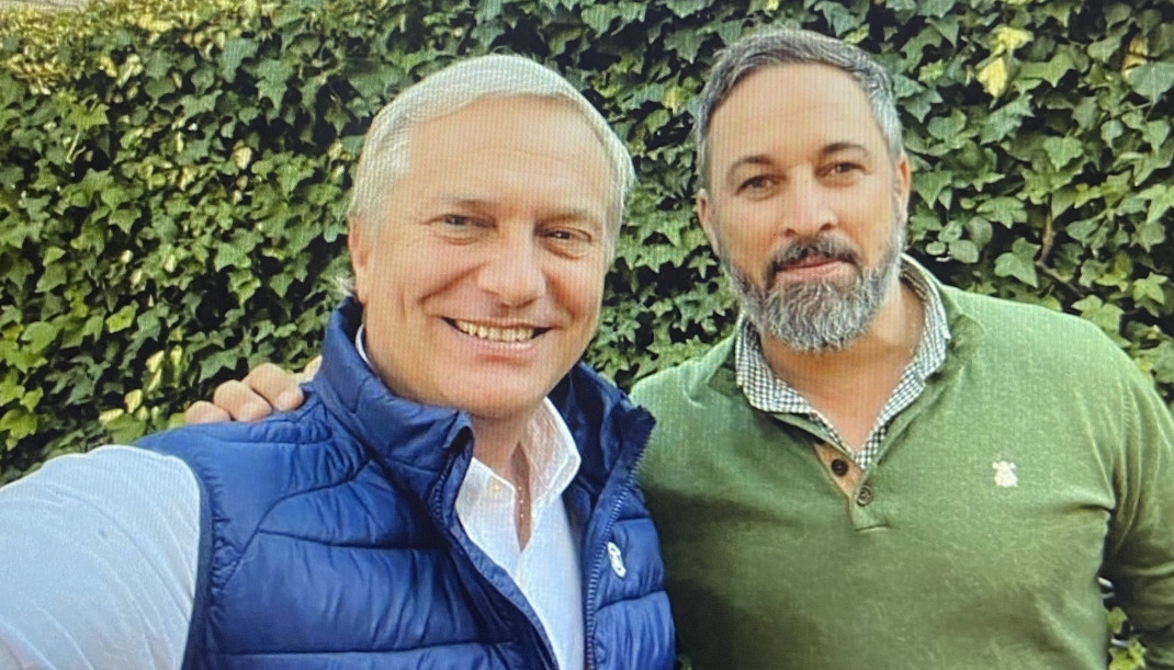Abascal felicita a Kast por 