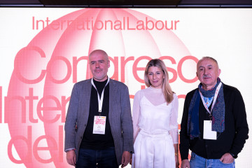 Archivo - (I-D) El secretario general de CCOO, Unai Sordo; la vicepresidenta segunda y ministra de Trabajo y Economía Social, Yolanda Díaz y el secretario general de UGT, Pepe Álvarez.