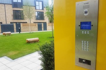 Archivo - Uno de los videoporteros de Fermax en una imagen de archivo