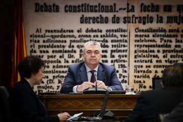 Archivo - El diputado del PSOE, Santos Cerdán, comparece durante la Comisión de Investigación sobre los contratos públicos realizados durante la pandemia de covid-19, en el Senado, a 30 de abril d