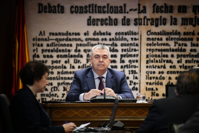 Archivo - El diputado del PSOE, Santos Cerdán, comparece durante la Comisión de Investigación sobre los contratos públicos realizados durante la pandemia de covid-19, en el Senado, a 30 de abril de 2024, en Madrid (España).