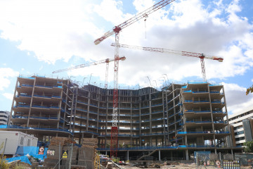 Archivo - Edificios en el barrio de Valdebebas.