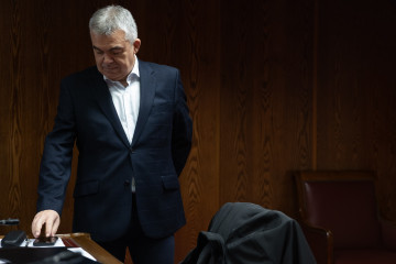 El ex secretario de Organización del PSOE Santos Cerdán a su llegada a la Comisión de Investigación del ‘caso Koldo’, en el Senado, a 17 de diciembre de 2025, en Madrid (España).