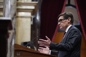 El president de la Generalitat, Salvador Illa, interviene durante una sesión de control al Govern