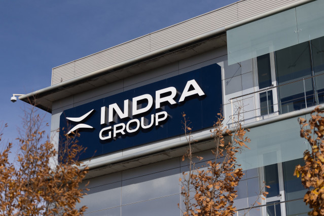 Fachada de la sede de Indra, a 25 de noviembre de 2025, en Alcobendas, Madrid (España).