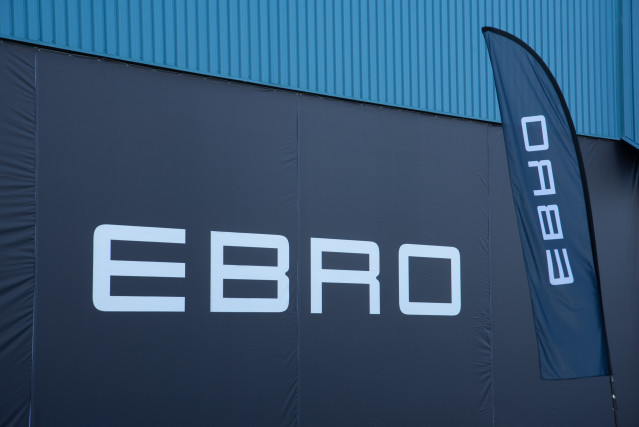 Archivo - Fachada de la planta de producción de Ebro de la Zona Franca, en Ebro Factory, a 23 de noviembre de 2024, en Barcelona, Cataluña (España)