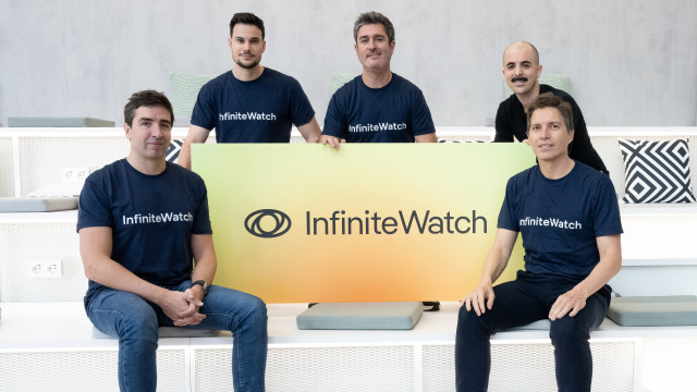El equipo fundador de InfiniteWatch.